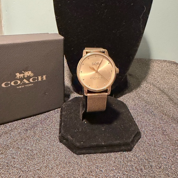 Stunning Coach rose gold women’s watch - Picture 1 of 1